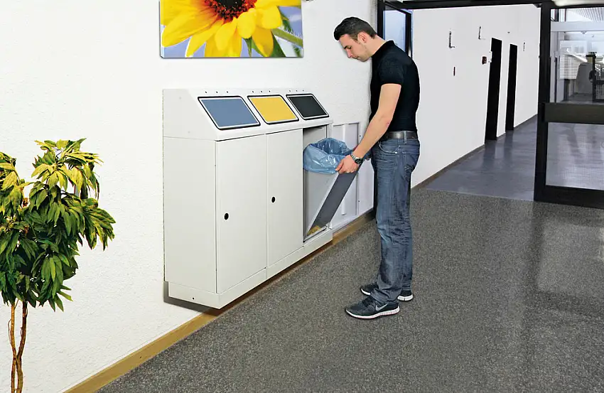 Stazione per raccolta materiali ric. da fissare a parete, volume 3 x 45 litri, acc. riv. a polvere