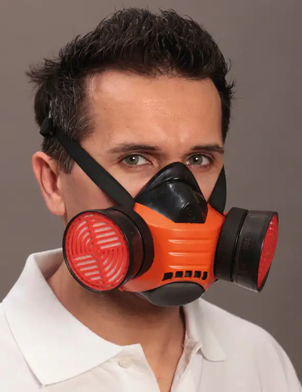 Semimaschera protettiva Beta, con forma anatomica, senza filtro, rossa, conforme a EN 140