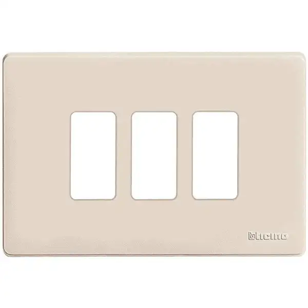 FP Magic Placca 3P Resina Bticino - Placca per Interruttori e Prese