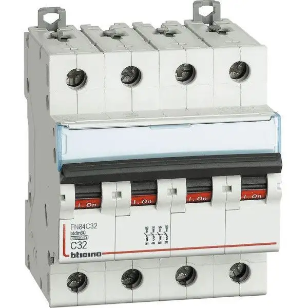 BTICINO FN84C32 - Magnetotermico 4P curva C - In= 32A - Icn= 6kA - Vn= 400 Vac - 4 moduli