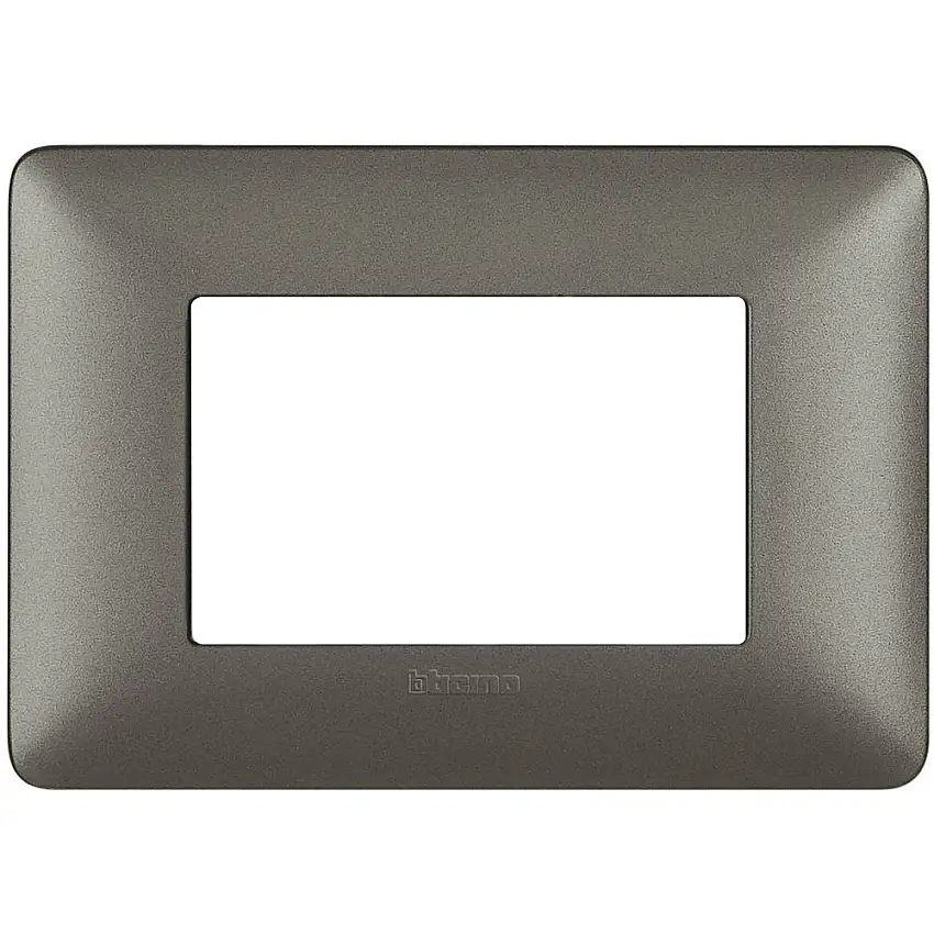 Matix Placca 3P Iron Bticino - Placca per Interruttori e Prese