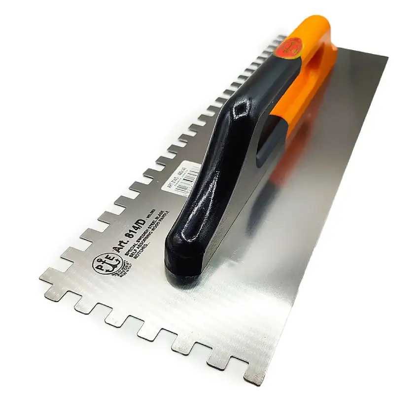 Frattone dentato "Tedesco" in acciaio a due mani con manico in legno