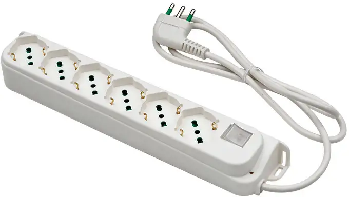 PRESA FME MULTIPRESA 47430 6U+INTERRUTTORE B.
