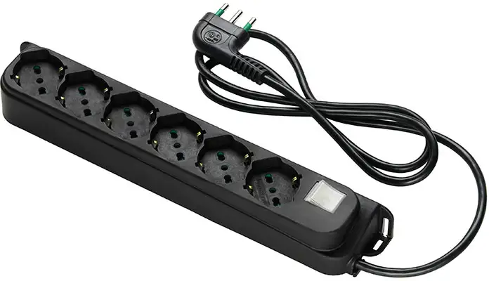 PRESA FME MULTIPRESA 47431 6U+INTERRUTTORE N.