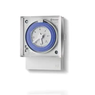 FINDER 123182300007 - Interruttore orario Settimanale analogico, 230 V, 1 contatto, 16 A, Standard, AC (50/60Hz), 72x72 mm