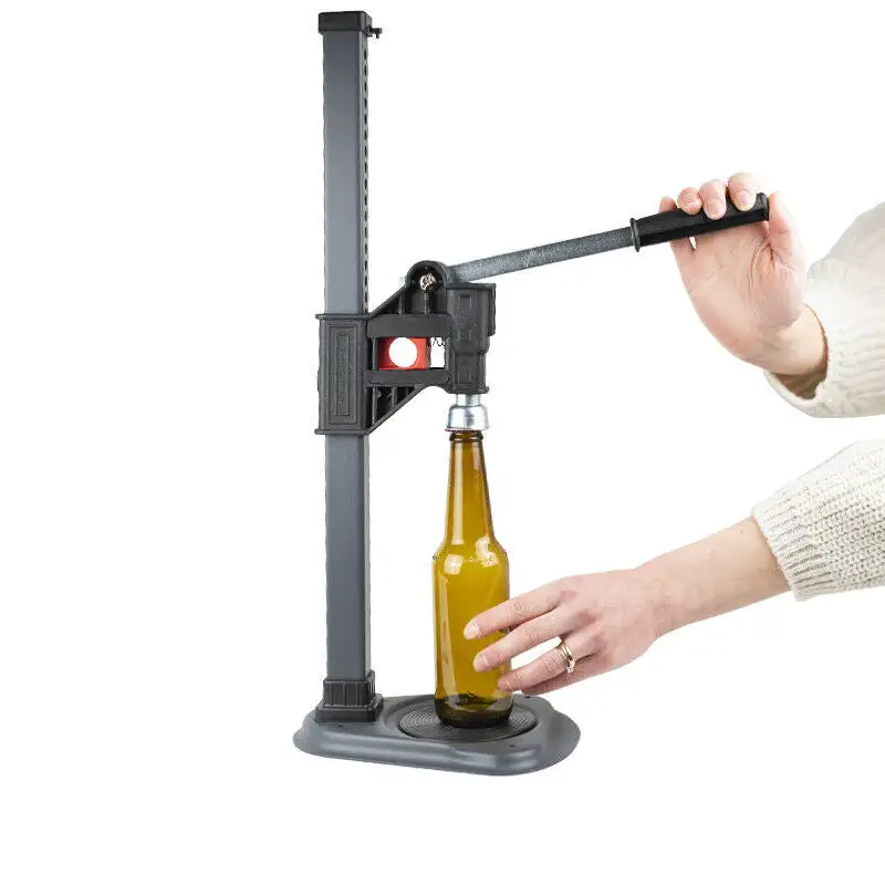 Capsulatrice "Colt Strong" tappatrice a cremagliera colonna per tappi corona da 26 e 29 mm